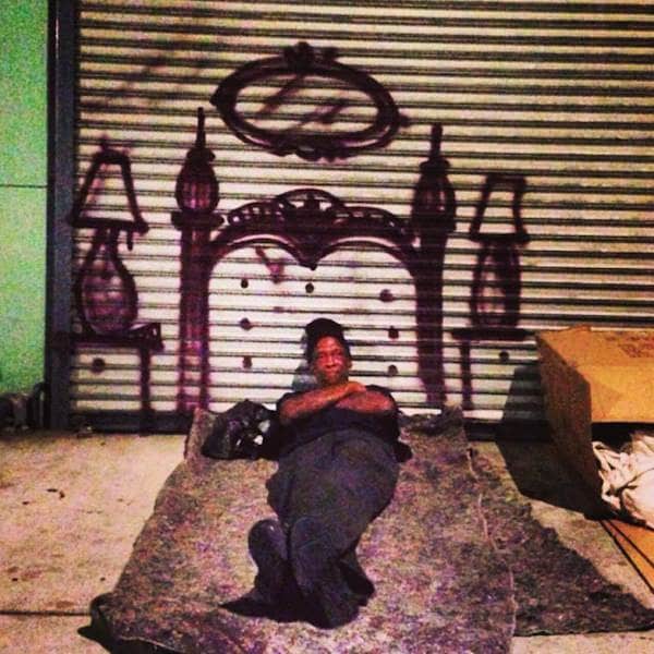 LA_Graffiti_Artist_Skidrobot_Humanizes_Homeless_People_By_Painting_Their_Dreams_2014_06