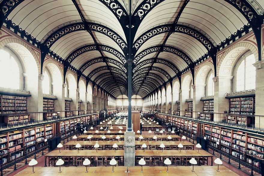 amazing-libraries-8__880